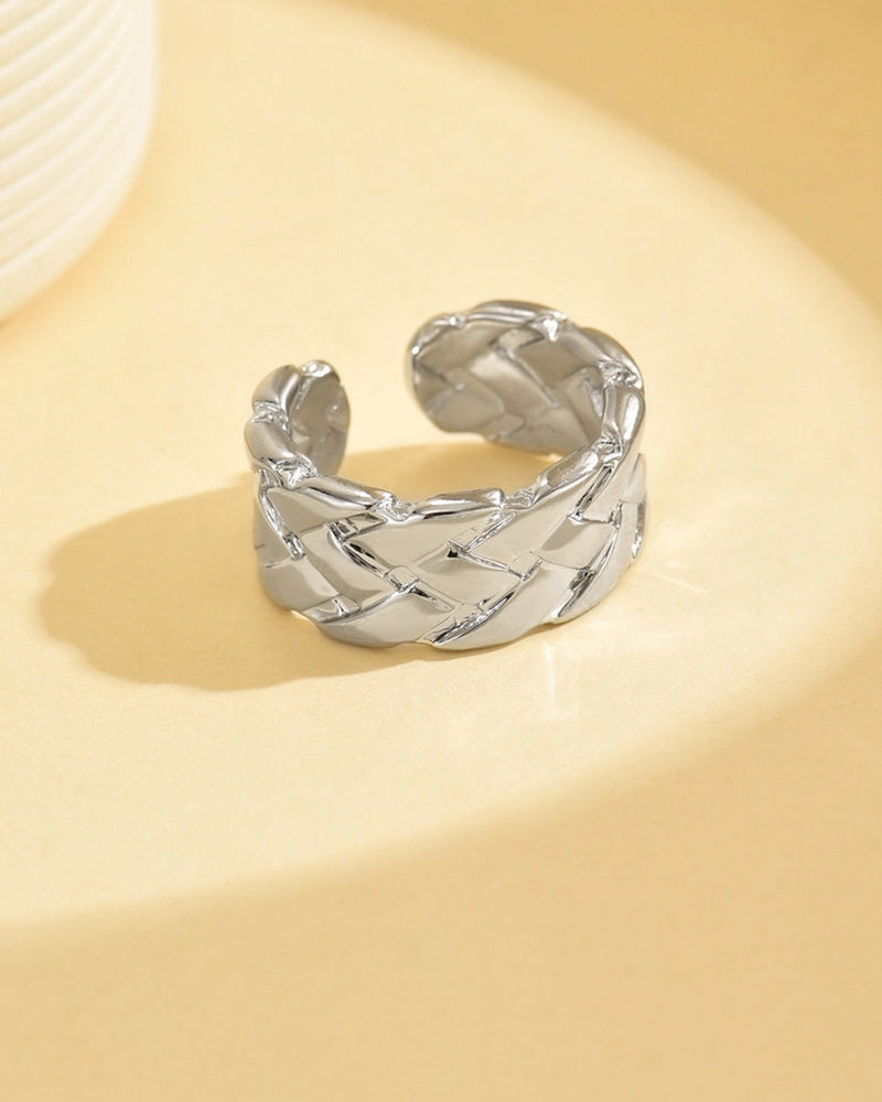 CREATIVE FASHION PERSONALITY WOVEN RING