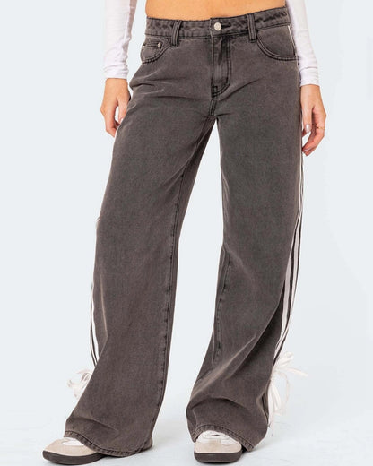 WIDE-LEG STRAIGHT LEG JEANS WITH SIDE STRETCH