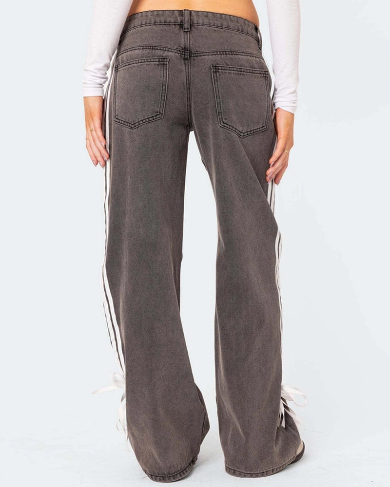 WIDE-LEG STRAIGHT LEG JEANS WITH SIDE STRETCH