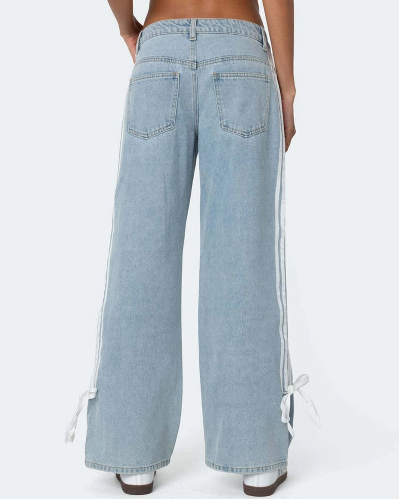 WIDE-LEG STRAIGHT LEG JEANS WITH SIDE STRETCH