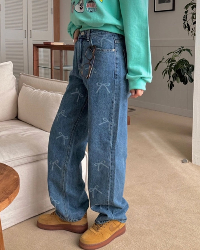 PRINTED BOW STRAIGHT WASH DENIM PANTS