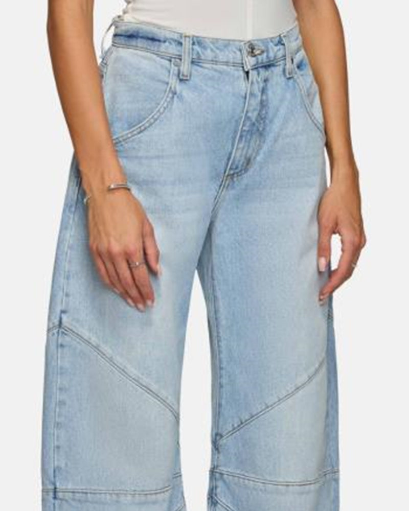 FASHION RECEIVE PLEATED WASH STRAIGHT LEG JEANS